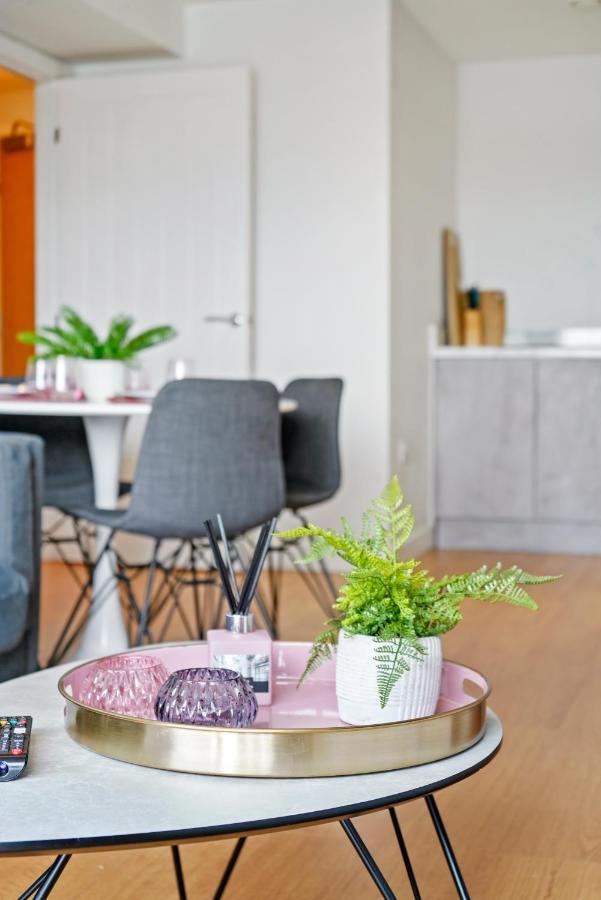 Stunning 2 Bedroom Apartment 리즈 외부 사진